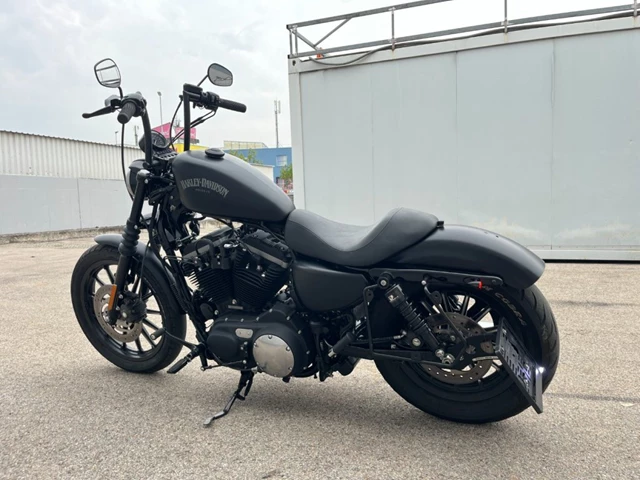 Harley-Davidson Sportster XL 883 N Iron (schwarz) - Bild 9