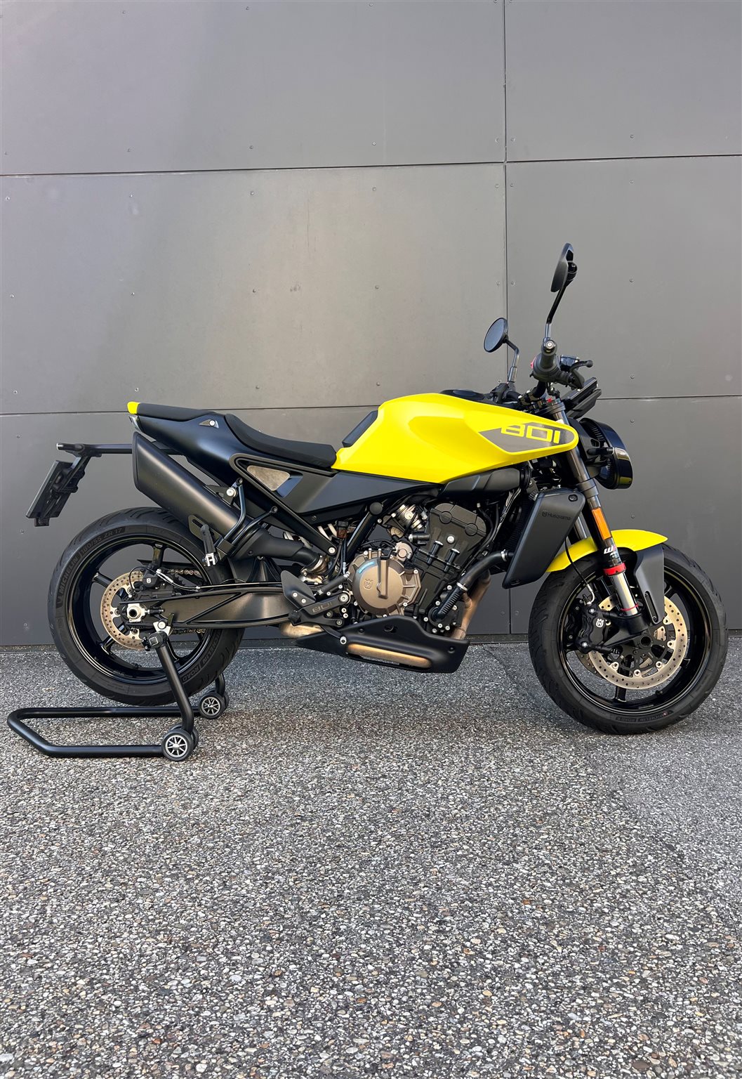 Husqvarna Vitpilen 801 
