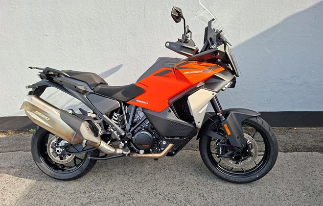 KTM 1390 Super Adventure S EVO