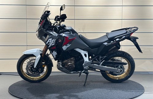 Neumotorrad Honda CRF1100L Africa Twin Adventure Sports DCT
