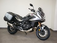 Honda NT1100 DCT Electronic Suspension