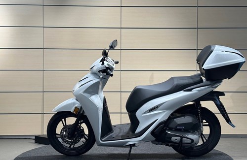 Neumotorrad Honda SH125i