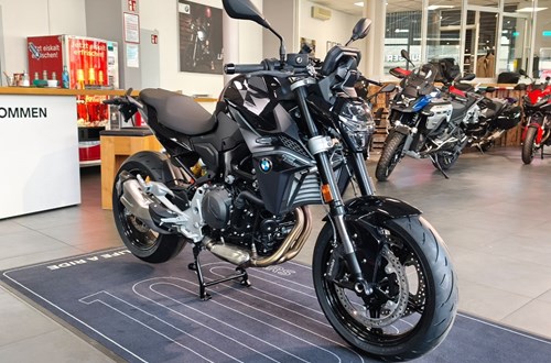 BMW F 900 R