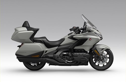 Neumotorrad Honda GL 1800 Goldwing Tour DCT