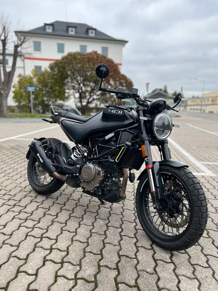Husqvarna Svartpilen 401