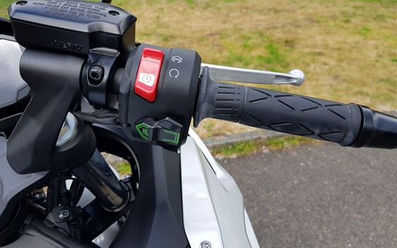 Neufahrzeug Kawasaki Ninja 7 Hybrid - Bild 11