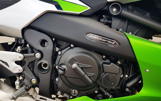 Neufahrzeug Kawasaki Ninja 7 Hybrid - Bild 7