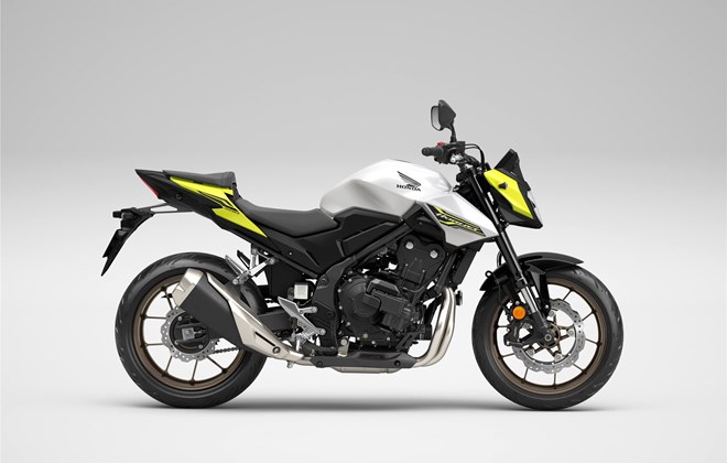 Honda CB500 Hornet E-Clutch
