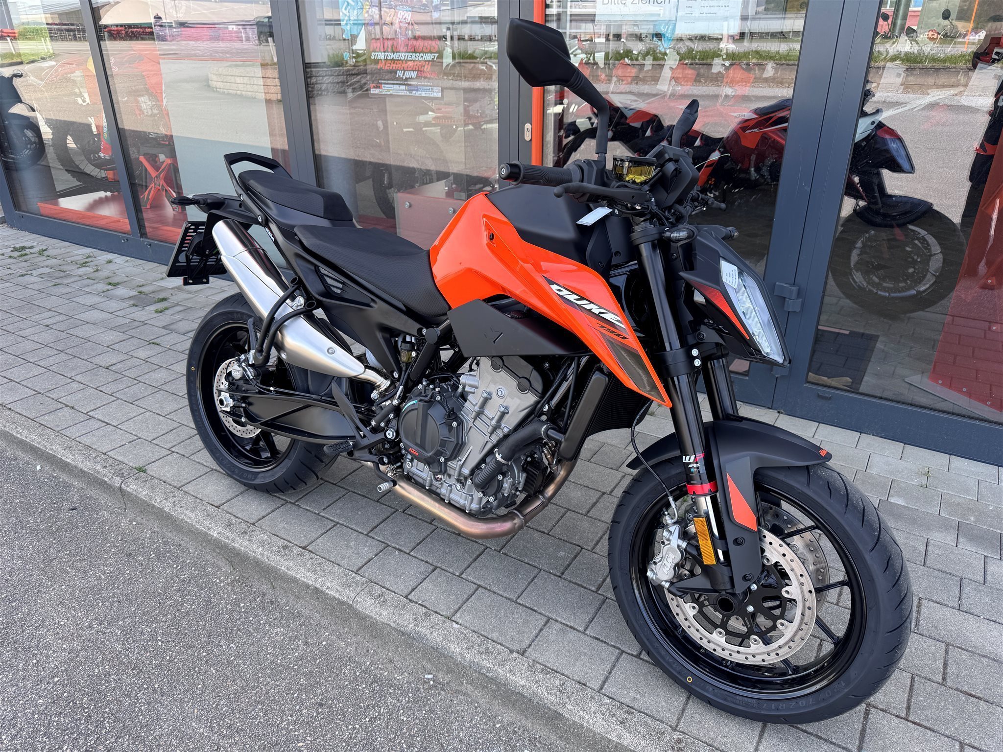 KTM 790 Duke L