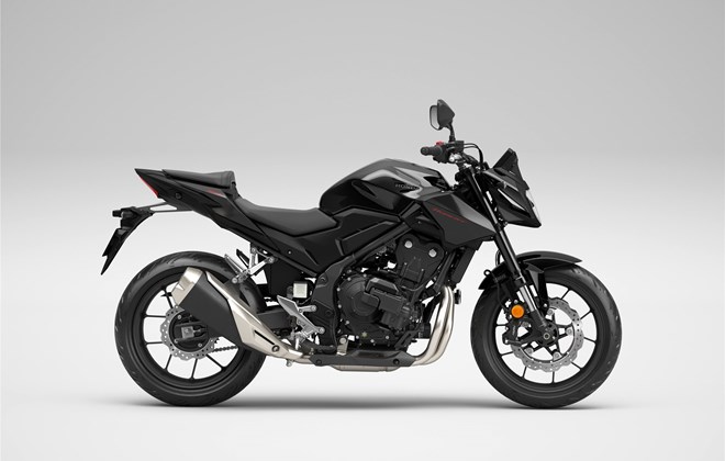 Honda CB500 Hornet E-Clutch