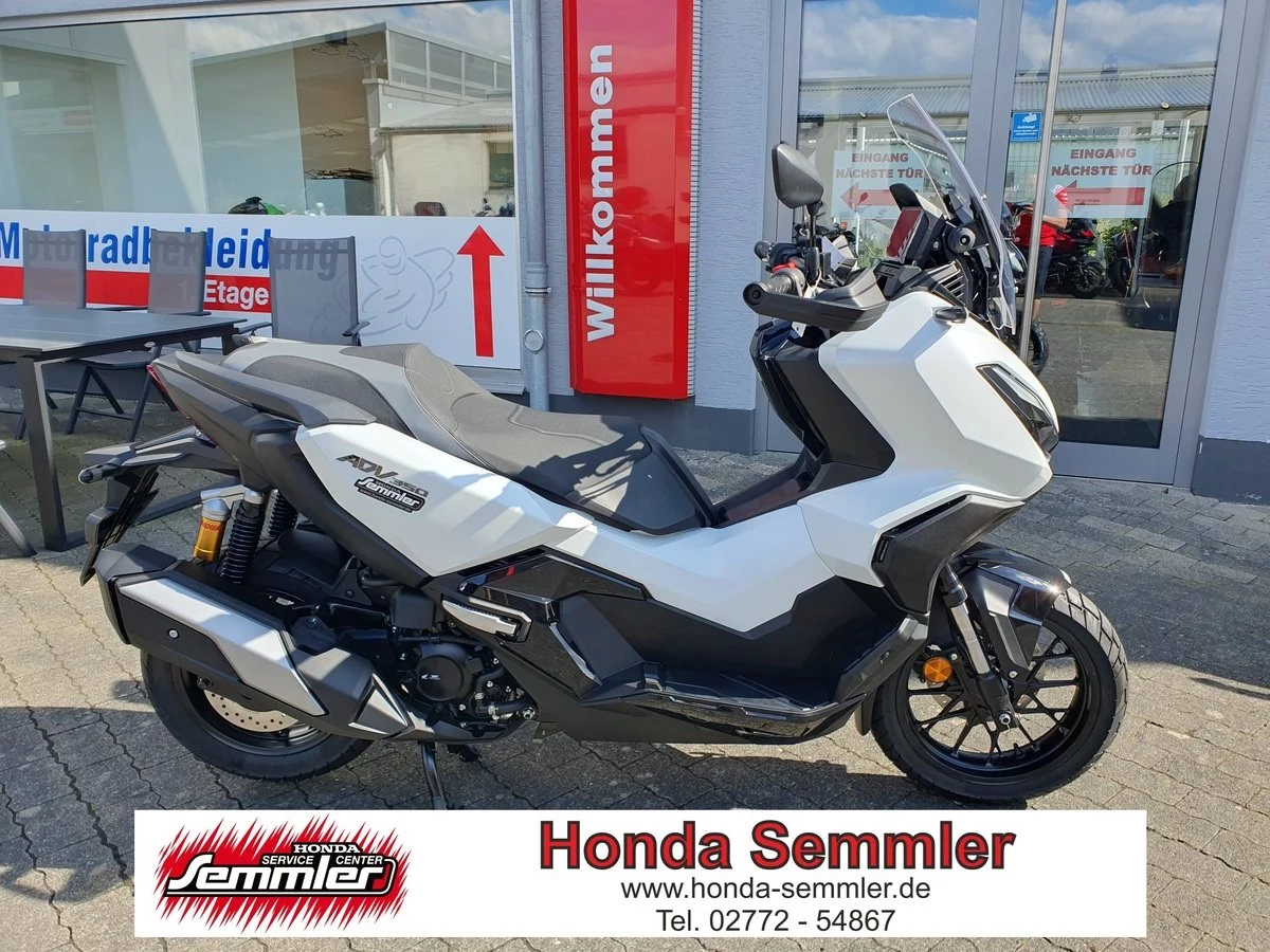 Honda ADV350