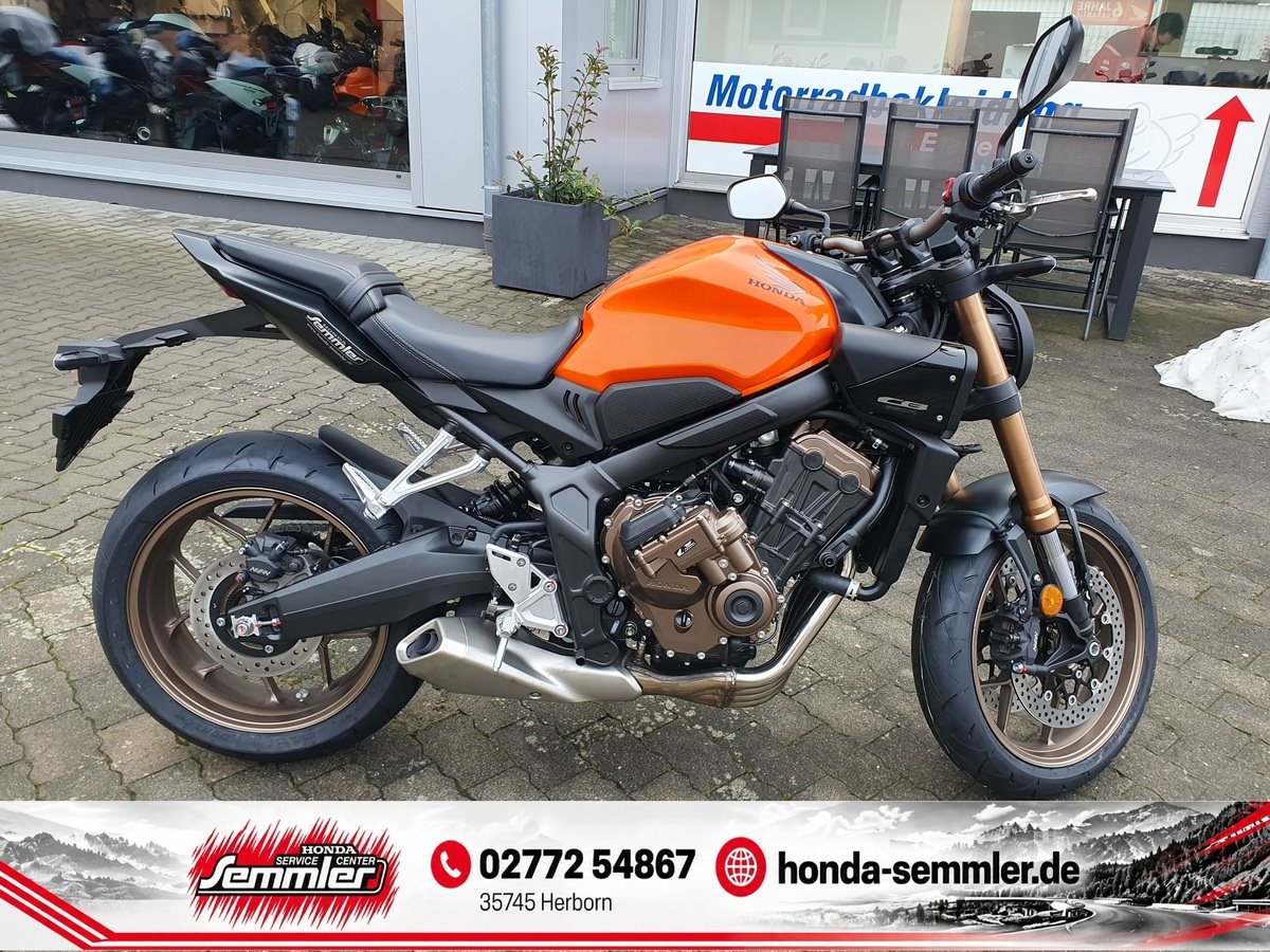 Honda CB650R E-Clutch
