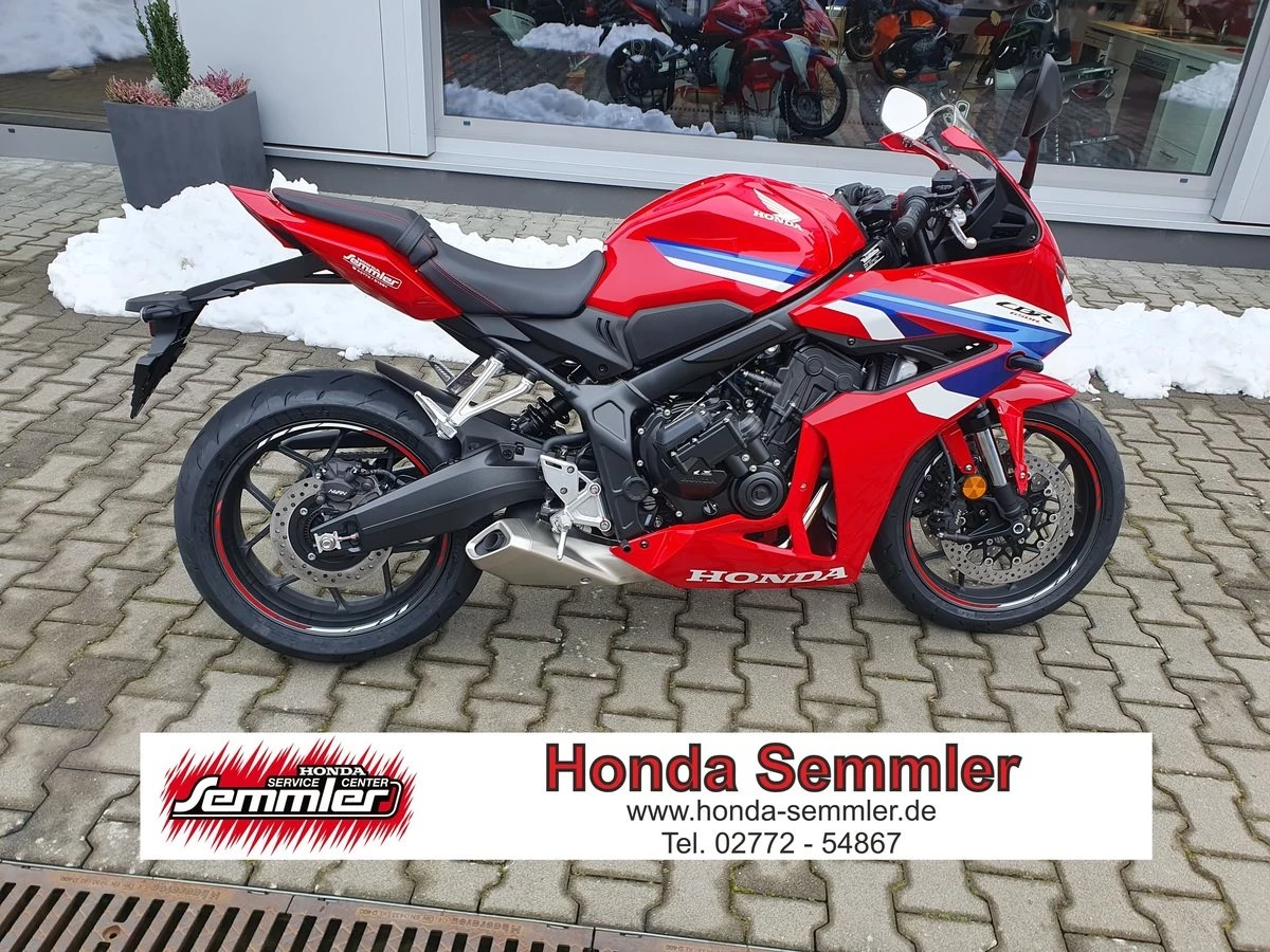 Honda CBR650R E-Clutch