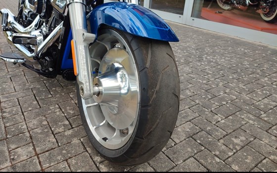 Gebrauchtmotorrad Harley-Davidson Softail Fat Boy 114 FLFBS - Bild 14