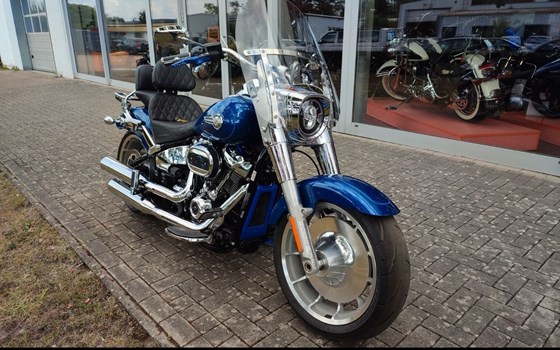 Gebrauchtmotorrad Harley-Davidson Softail Fat Boy 114 FLFBS - Bild 2