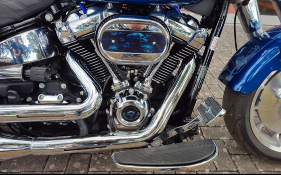 Gebrauchtmotorrad Harley-Davidson Softail Fat Boy 114 FLFBS - Bild 9