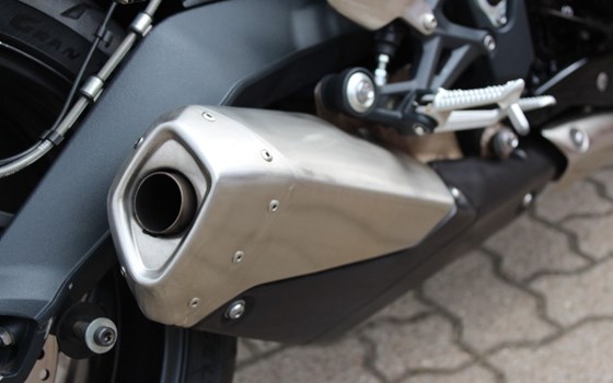Gebrauchtmotorrad Triumph Street Triple - Bild 12