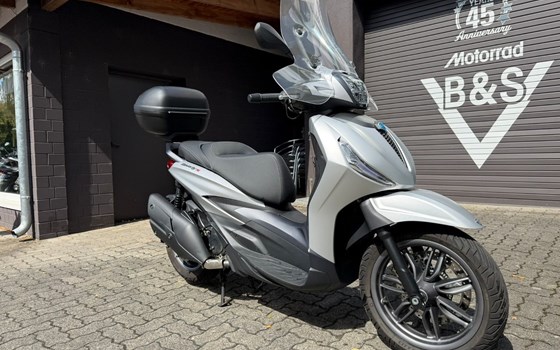 Gebrauchtmotorrad Piaggio Beverly 400 hpe - Bild 2