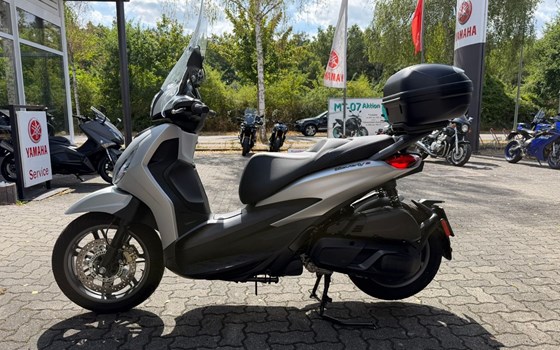 Gebrauchtmotorrad Piaggio Beverly 400 hpe - Bild 6