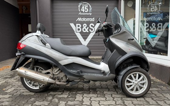 Gebrauchtmotorrad Piaggio MP3 500 Touring - Bild 1