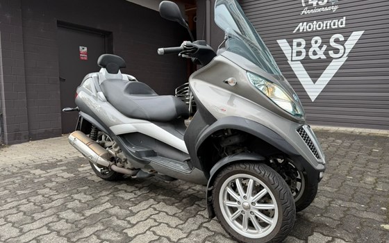 Gebrauchtmotorrad Piaggio MP3 500 Touring - Bild 2