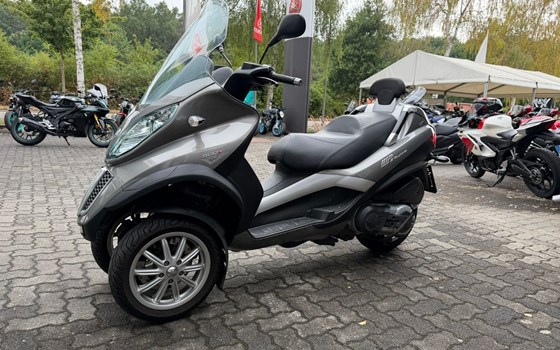 Gebrauchtmotorrad Piaggio MP3 500 Touring - Bild 7