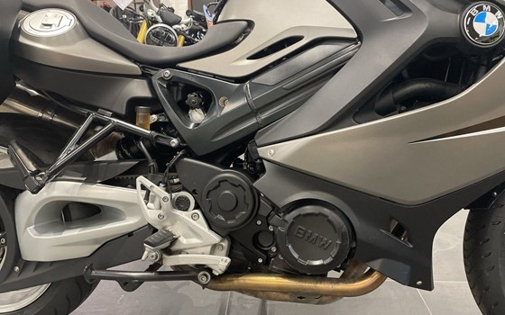 Gebrauchtmotorrad BMW F 800 GT - Bild 8