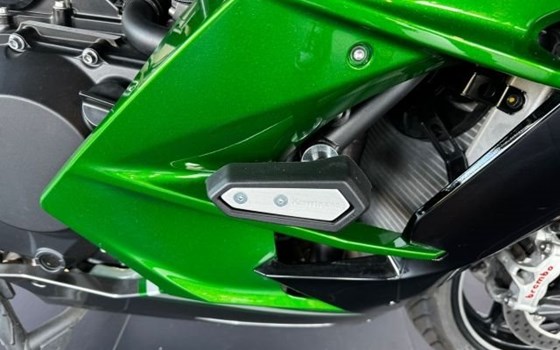 Gebrauchtmotorrad Kawasaki Ninja H2 SX SE - Bild 7