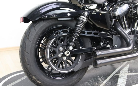 Gebrauchtmotorrad Harley-Davidson Sportster XL 1200X Forty-Eight - Bild 2