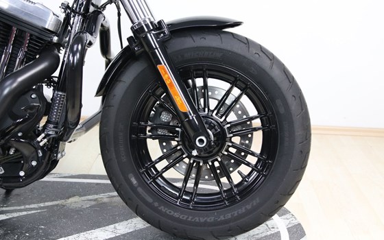 Gebrauchtmotorrad Harley-Davidson Sportster XL 1200X Forty-Eight - Bild 5