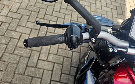 Gebrauchtmotorrad MV Agusta Brutale 800 RR - Bild 5