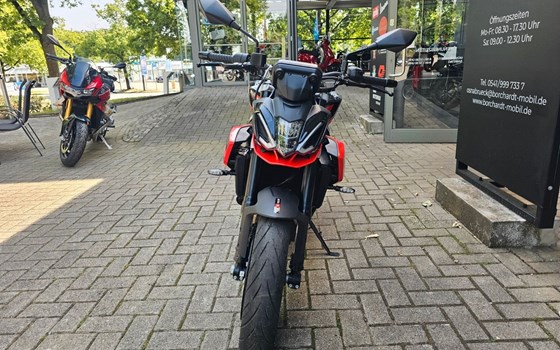 Gebrauchtmotorrad Aprilia Tuono 457 - Bild 5