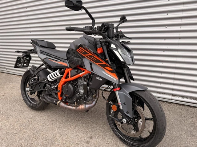 KTM 390 Duke (schwarz) - Bild 2