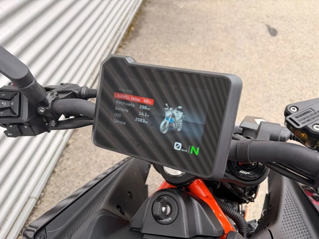 KTM 390 Duke (schwarz) - Bild 4