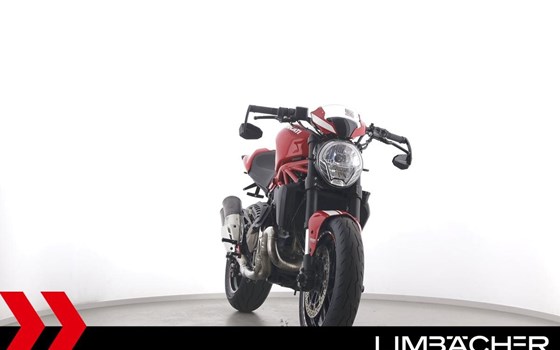 Gebrauchtmotorrad Ducati Monster 821 Stripe - Bild 11