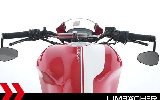 Gebrauchtmotorrad Ducati Monster 821 Stripe - Bild 13