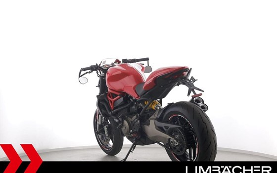 Gebrauchtmotorrad Ducati Monster 821 Stripe - Bild 7