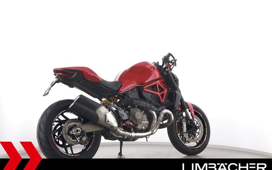 Gebrauchtmotorrad Ducati Monster 821 Stripe - Bild 9