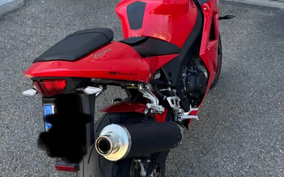 Gebrauchtmotorrad Triumph Daytona 600 - Bild 2
