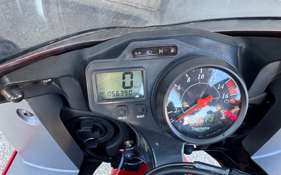 Gebrauchtmotorrad Triumph Daytona 600 - Bild 4