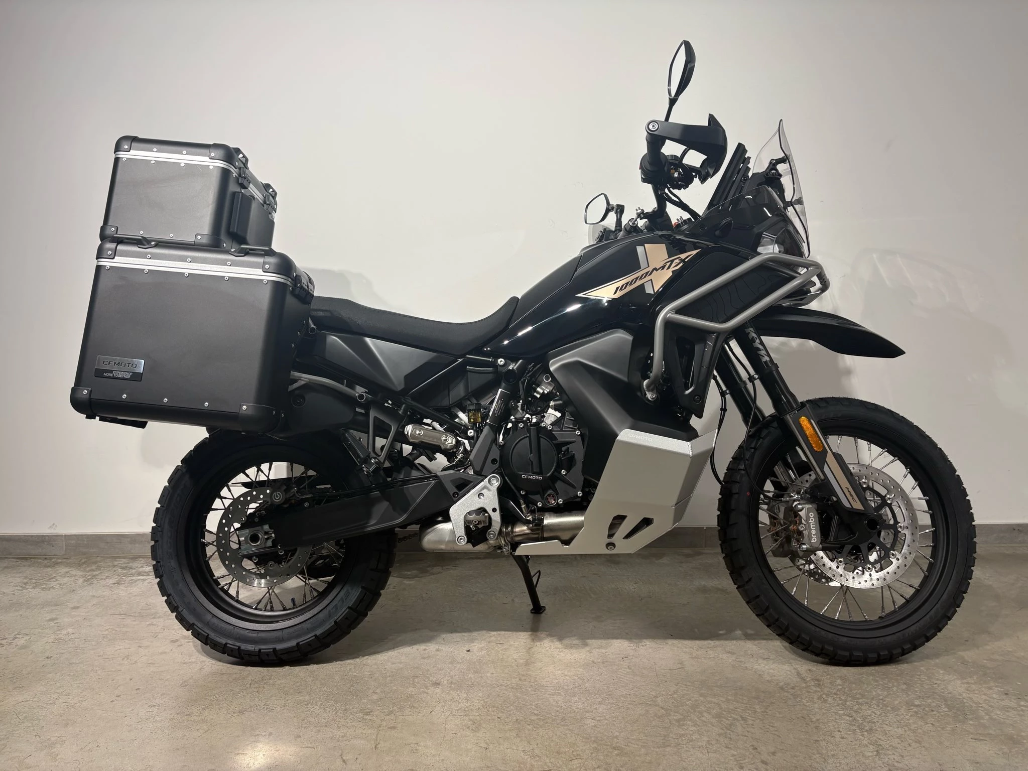 CFMOTO 1000MT-X