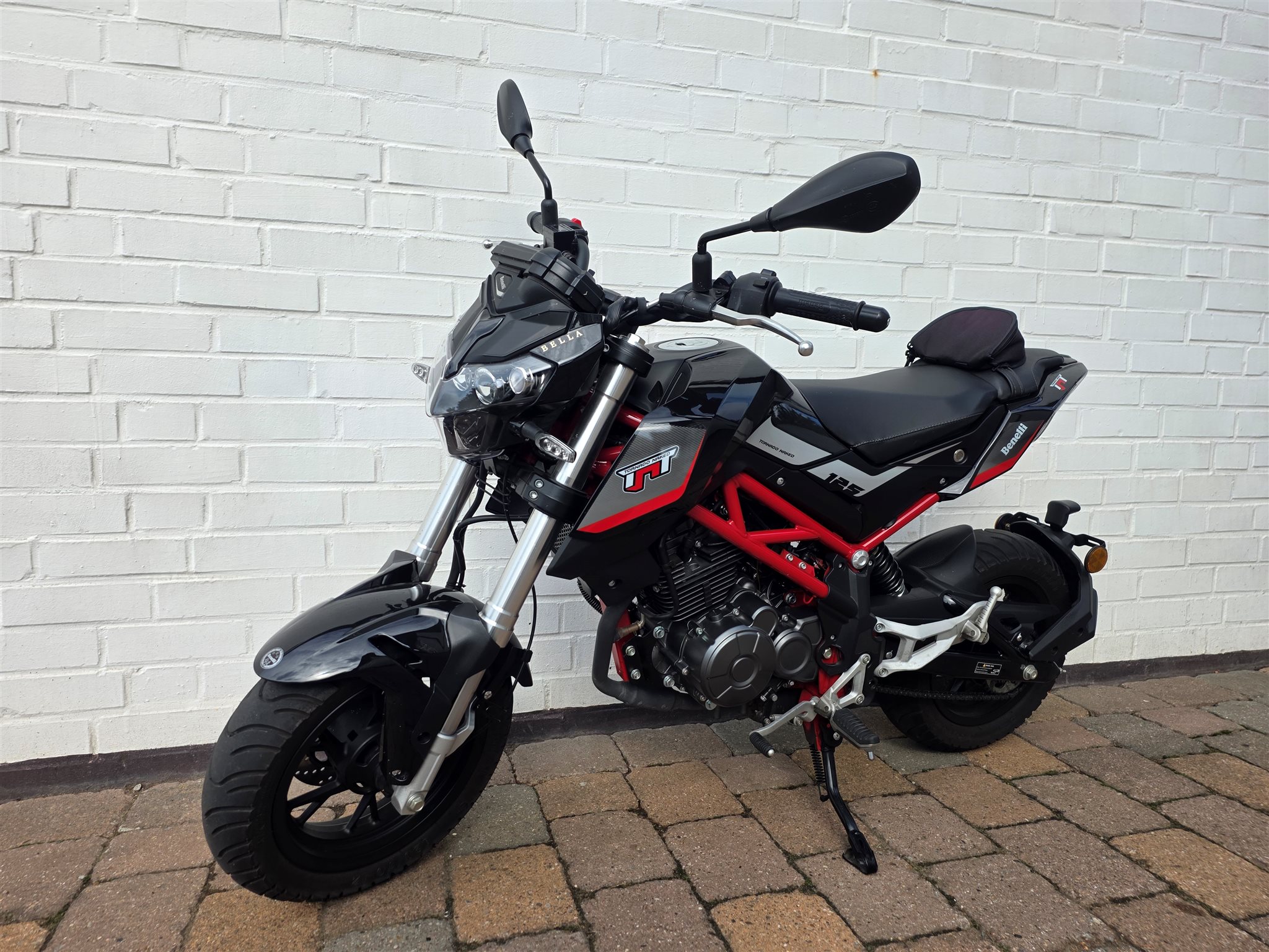 Benelli TnT 125