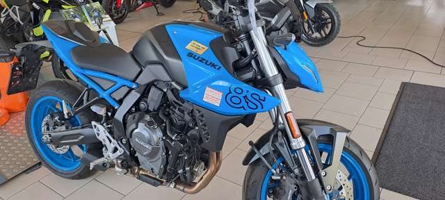 Suzuki GSX-8S