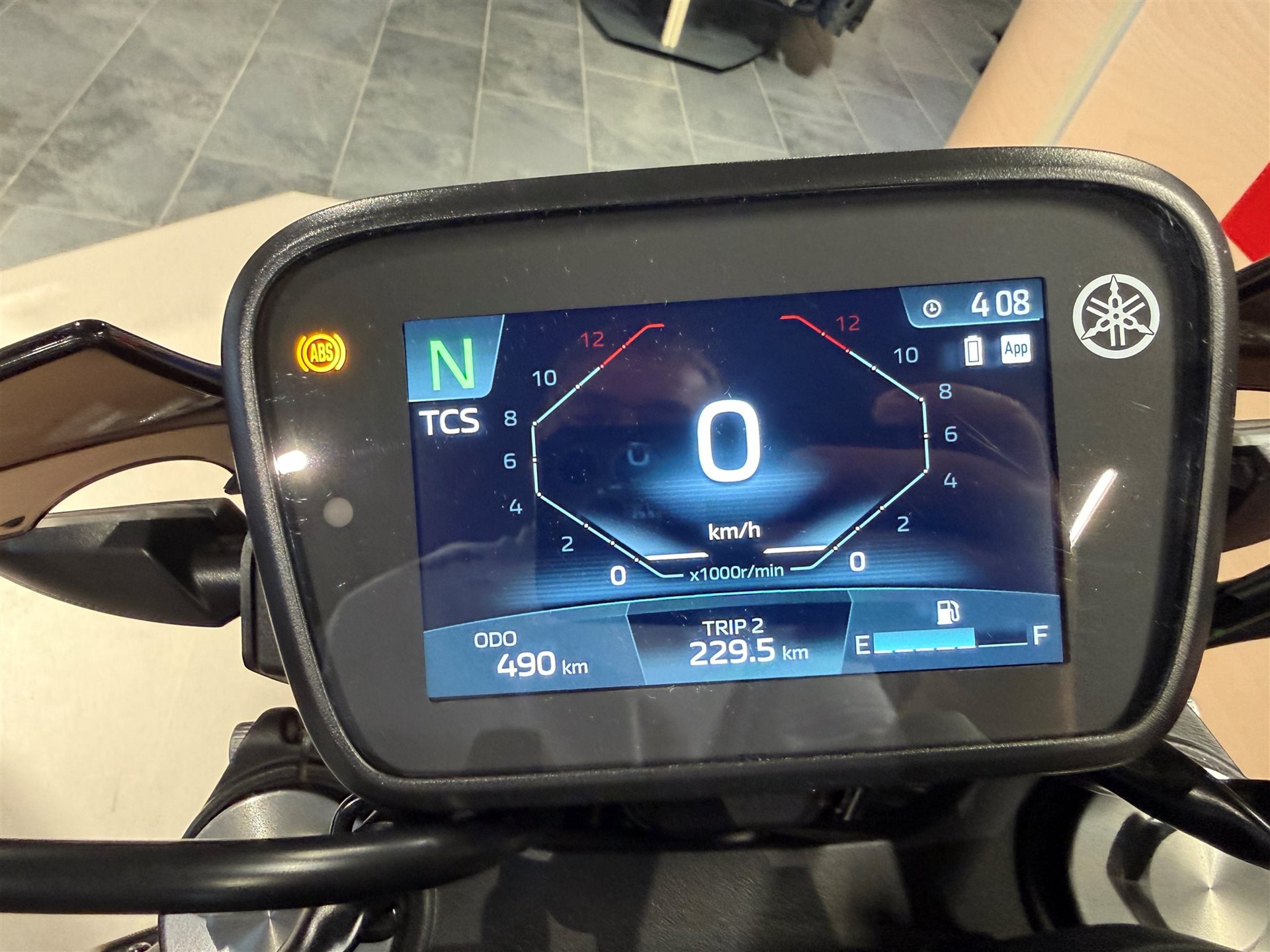Yamaha MT-125, inkl. Akrapovic, Kennzeichenträger, LED-Blinker, uvm.