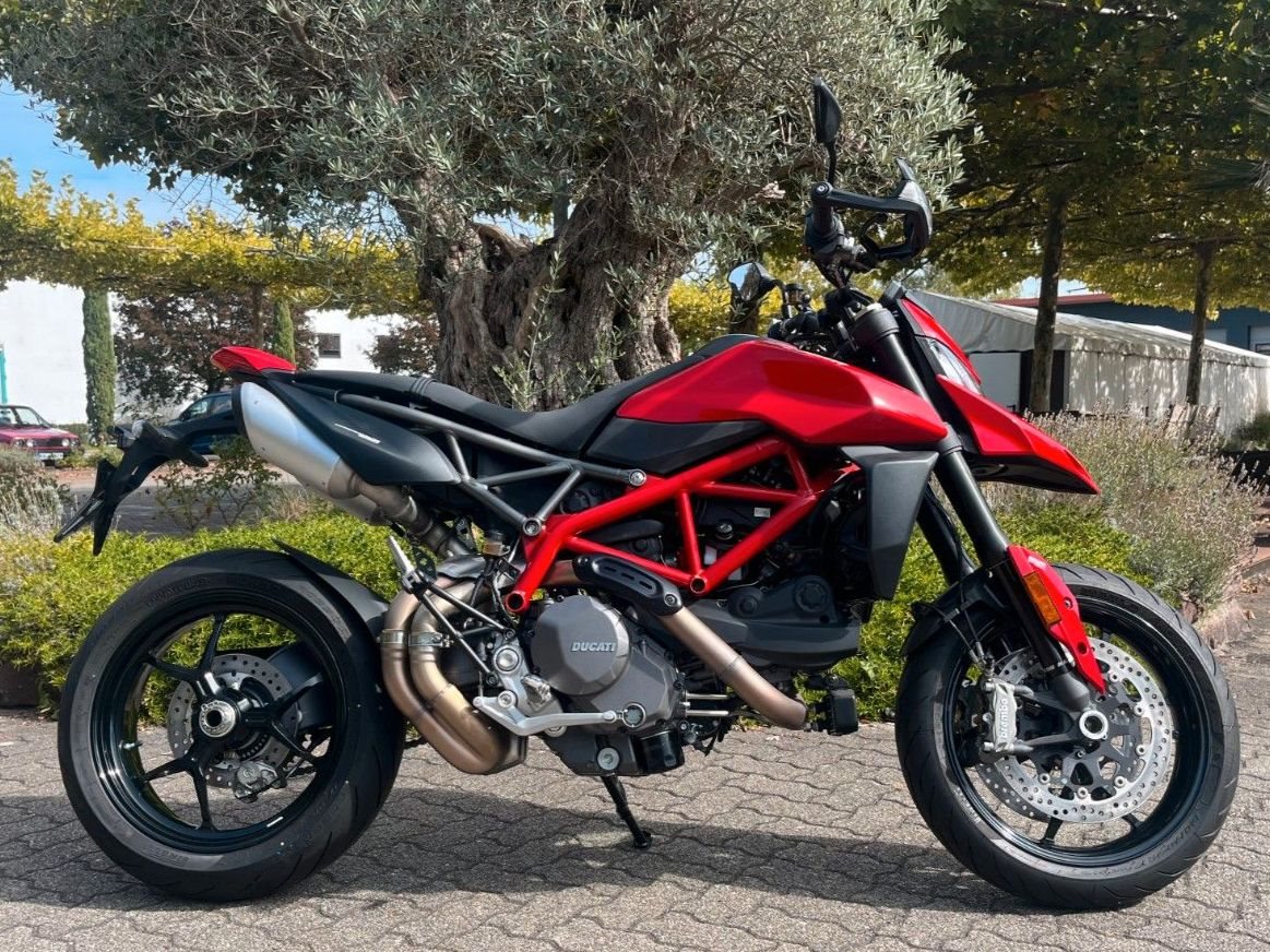 Ducati Hypermotard 950