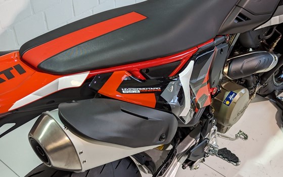 Gebrauchtmotorrad Ducati Hypermotard 698 Mono RVE - Bild 13