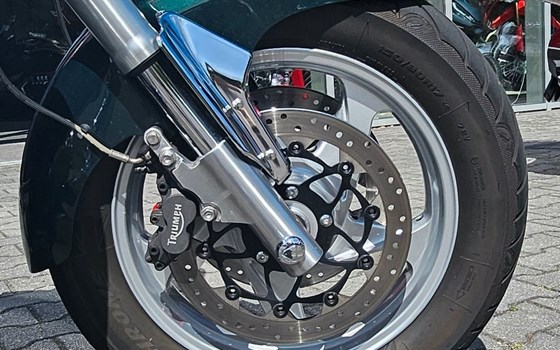 Gebrauchtmotorrad Triumph Rocket III - Bild 15