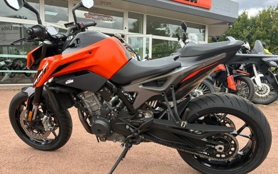 Gebrauchtmotorrad KTM 790 Duke - Bild 3