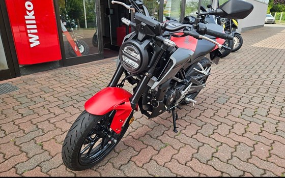 Gebrauchtmotorrad Honda CB125R - Bild 2
