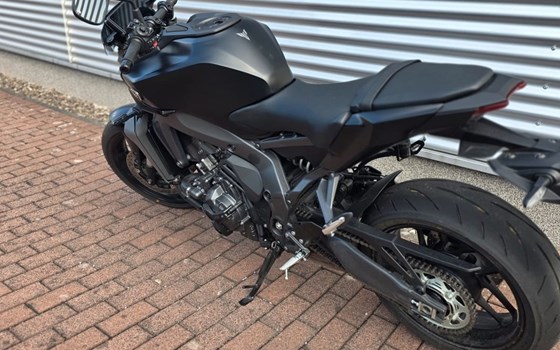 Gebrauchtmotorrad Yamaha MT-09 Y-AMT - Bild 2